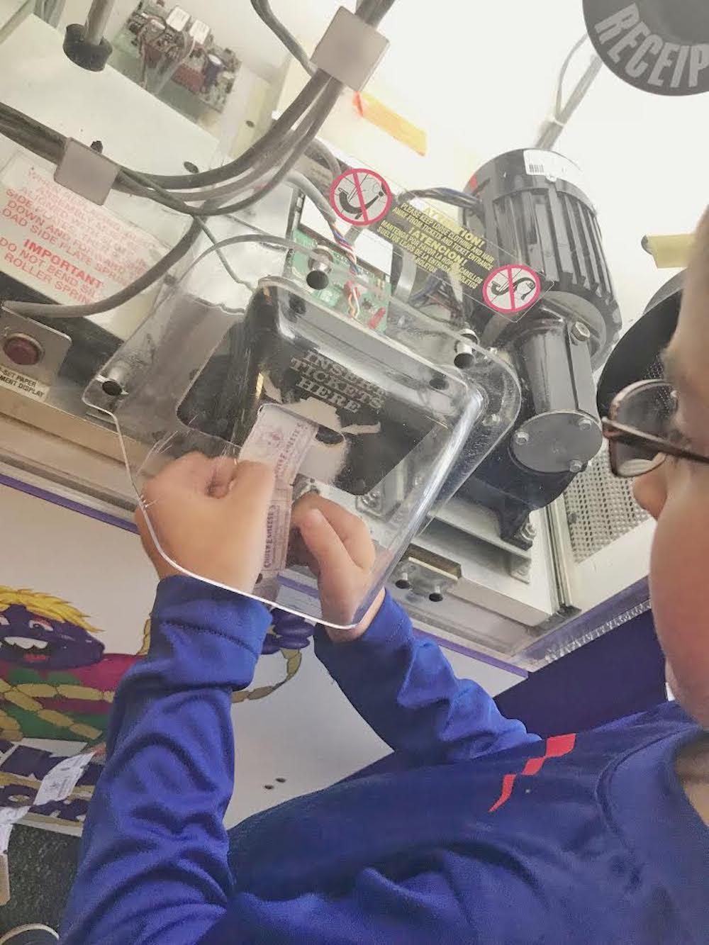 Chuck E Cheese's inserting tickets