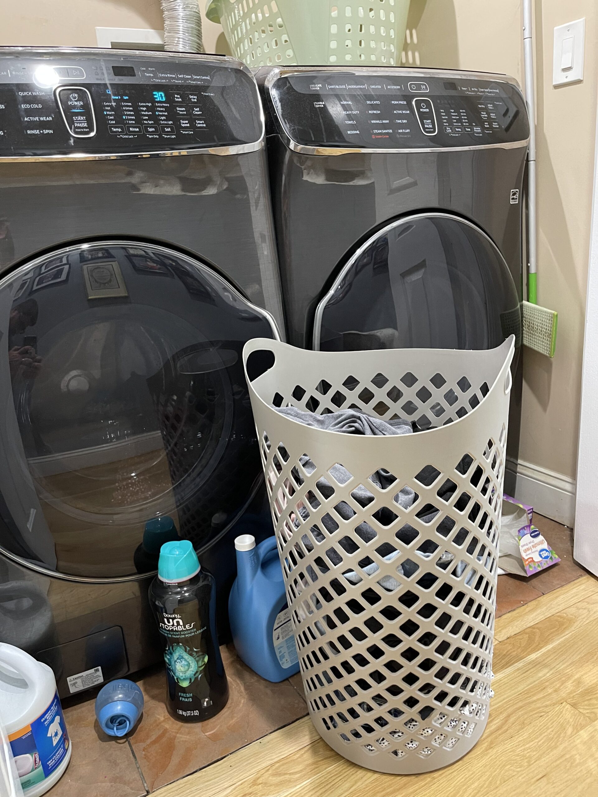 How I Do The Laundry Guy and the Blog